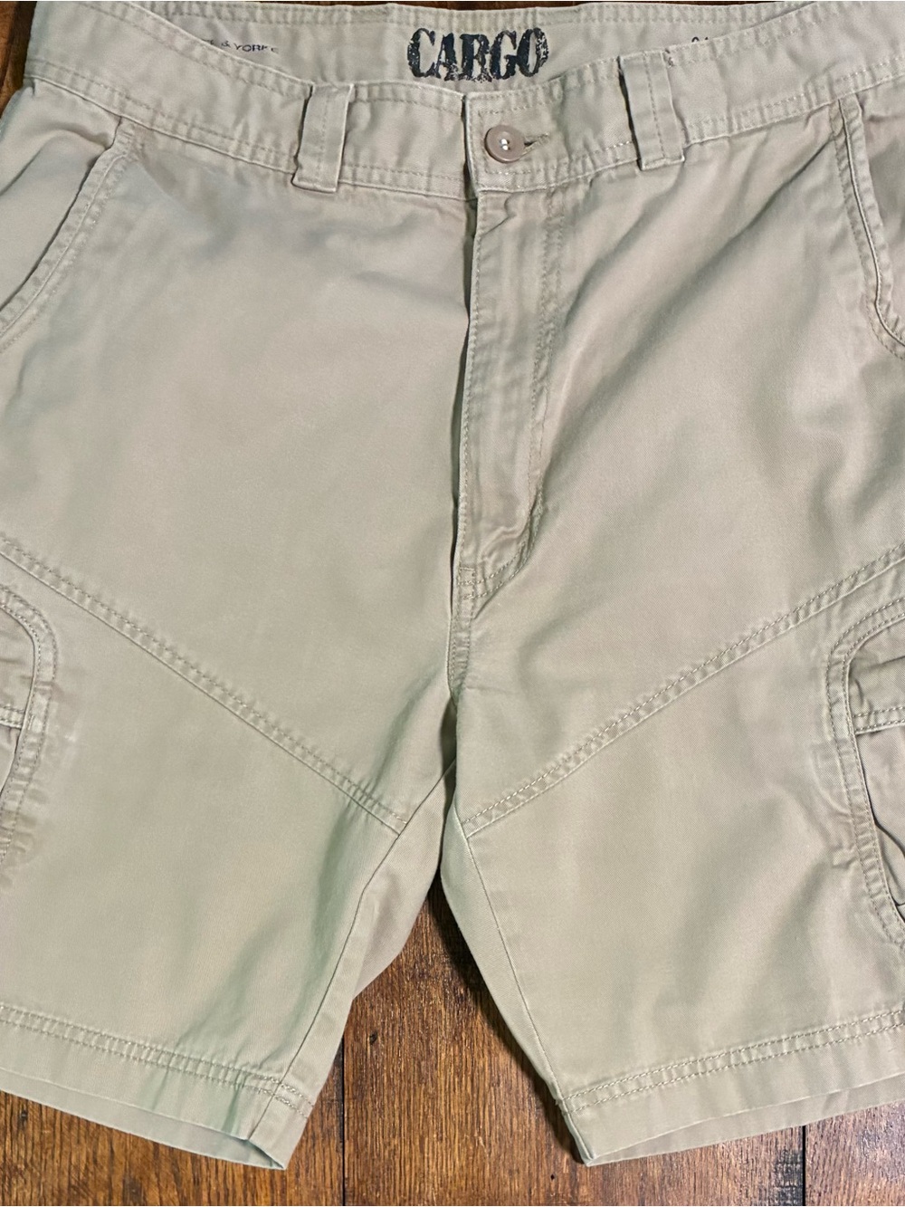 Roundtree & Yorke Light Khaki Cargo Shorts